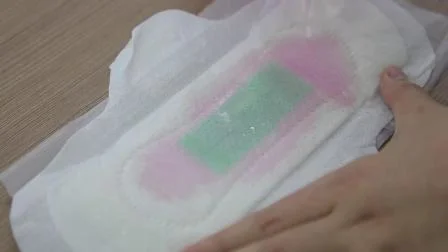 Qualité stable avec un bon prix pour les serviettes hygiéniques Anion fabriquées par China Factory