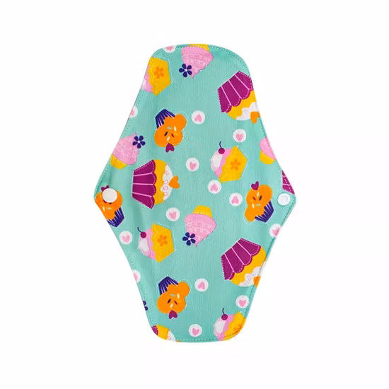 Serviettes hygiéniques en tissu de tissu de gros réutilisables imperméables en bambou serviettes menstruelles à débit lourd serviette hygiénique en tissu pour femmes